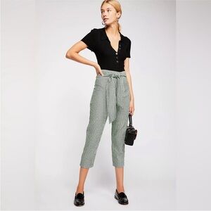 Free People XS Black Gingham Seersucker Tie Front Crop Ankle West Side Pants